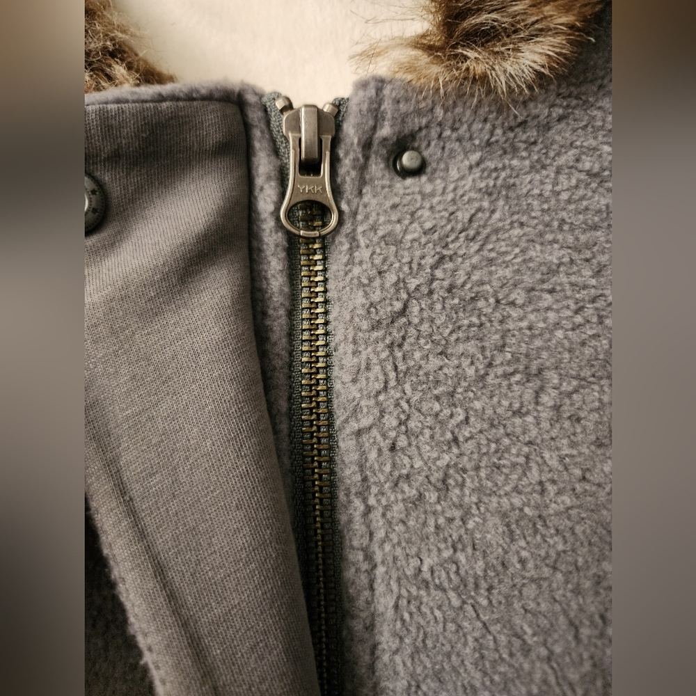 Preowned J Jill size medium, lightweight, faux fur hooded jacket - Picture 4 of 8